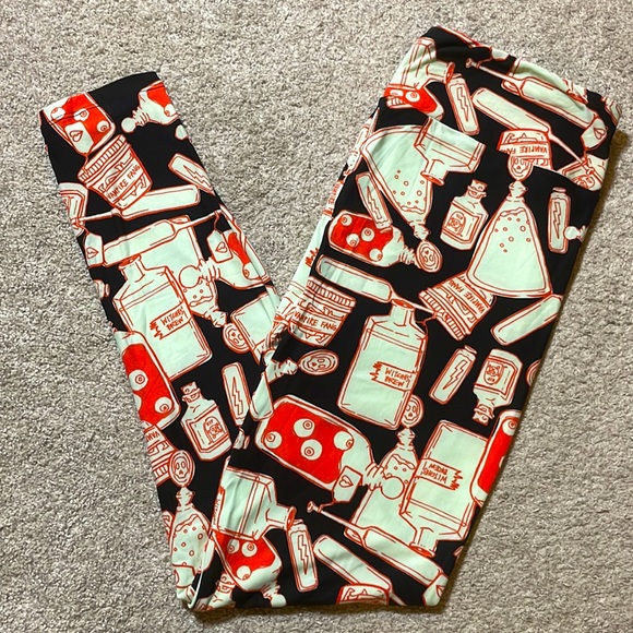 LuLaRoe Pants - LuLaRoe TC Halloween Leggings Witches Brew Potions